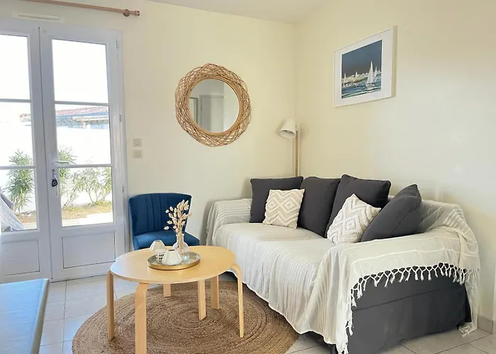 Aurore Maison Confort Au Bois 펜션